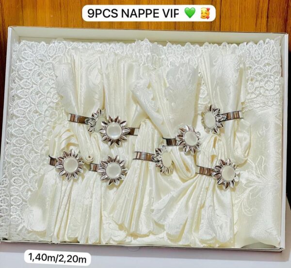 Ensemble Nappe Dentelle + 9 Serviettes & Ronds de Serviette Fleuris – Friday Store – Image 2